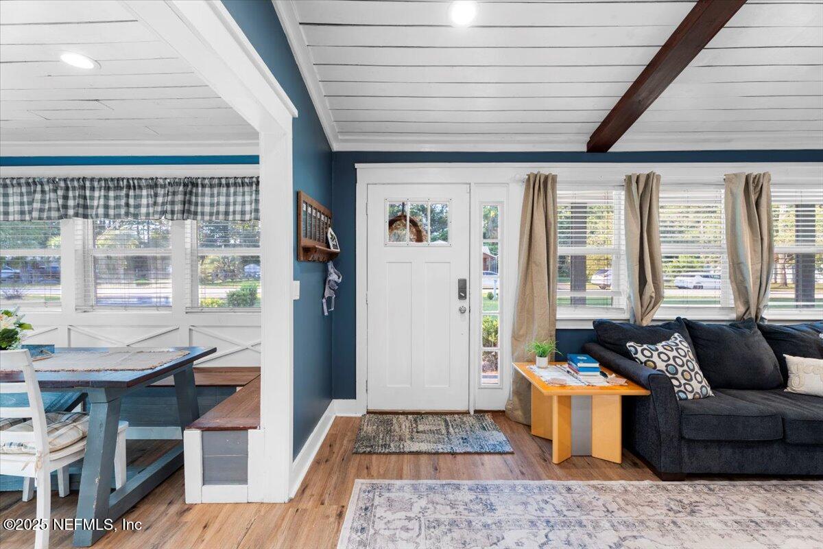 6582 Hamilton Crews Road Glen St. Mary, FL 32040 - Photo 7 of 44 a living room with furniture and a rug