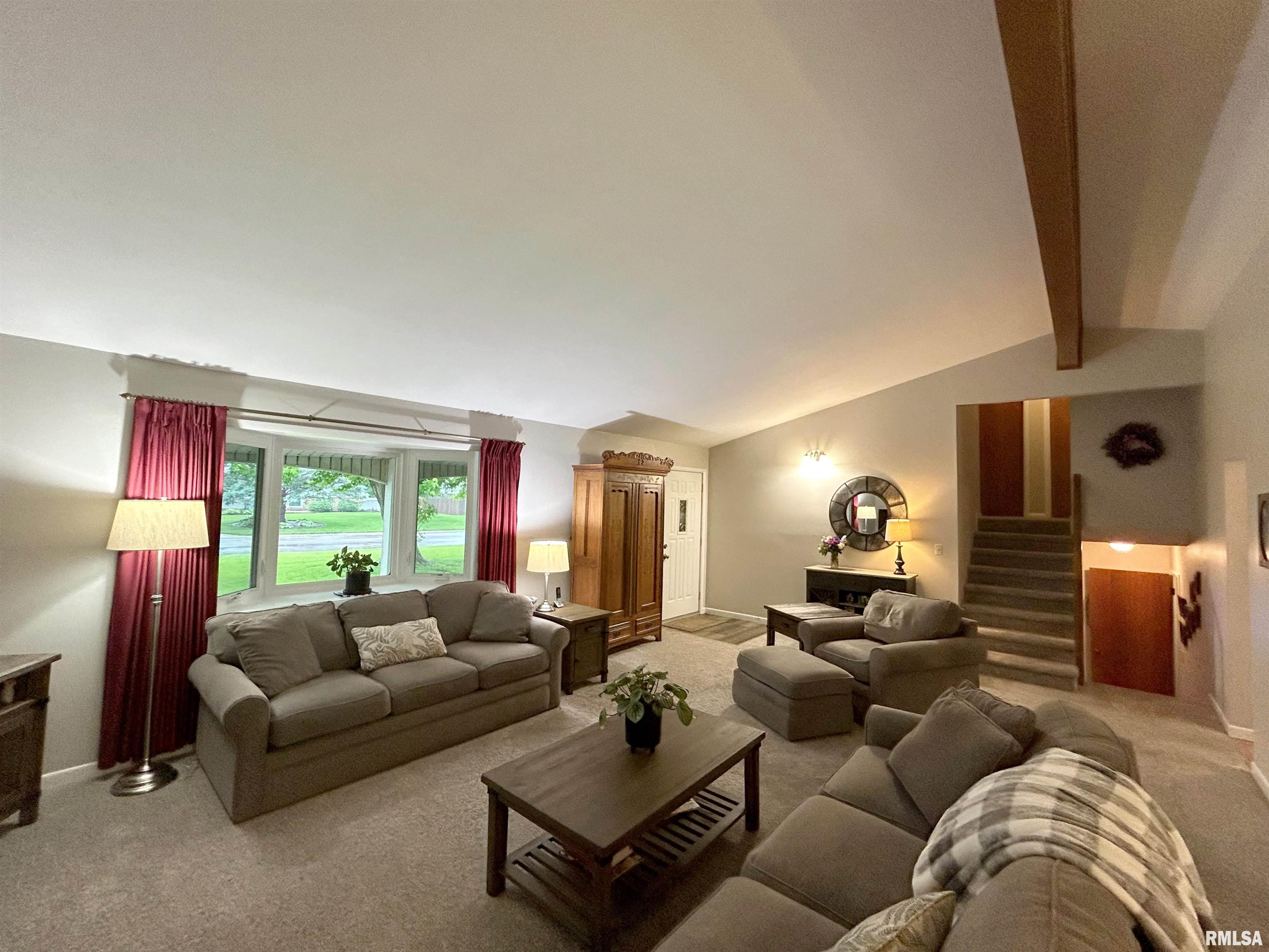 9326 North Pine Tree Road Peoria, IL 61615 - Photo 8 of 41 Gallery Image 8