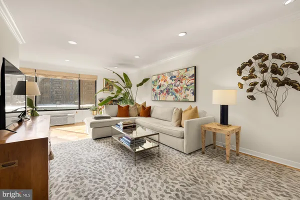 $399,000 | 2501 Calvert Street Northwest, Unit 308, Washington, DC 20008