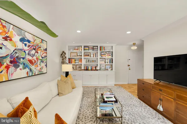 $399,000 | 2501 Calvert Street Northwest, Unit 308, Washington, DC 20008