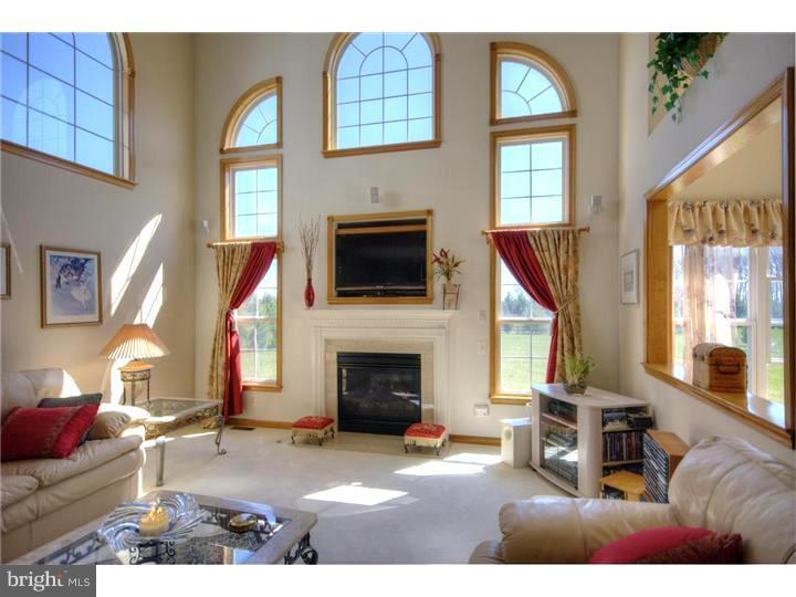 450 Oakshade Road Shamong, NJ 08088 - Photo 8 of 25 Family Room