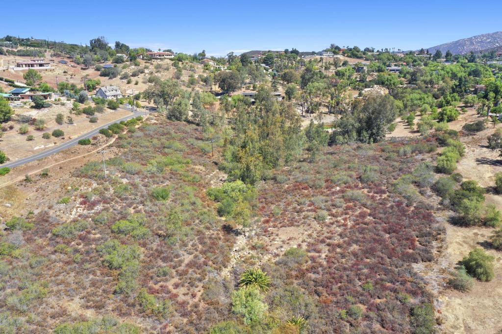 0 Vali Hai Road Poway, CA 92064 - Photo 25 of 46 a view of a city