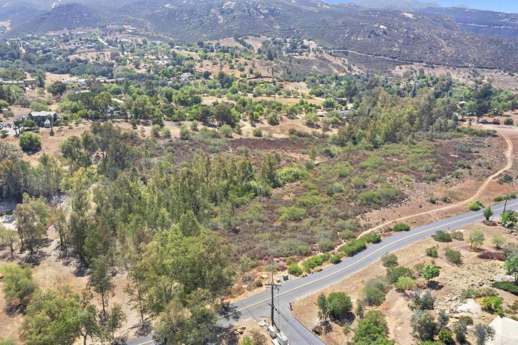 0 Vali Hai Road Poway, CA 92064 - Photo 28 of 46 a view of a city