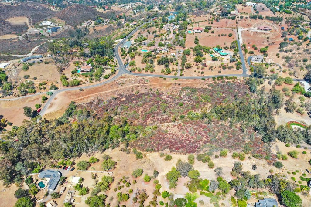 0 Vali Hai Road Poway, CA 92064 - Photo 6 of 46 a view of a yard with a tree