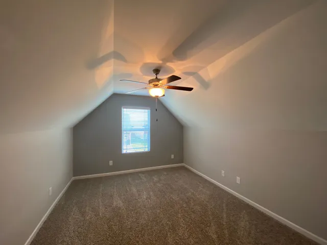 a view of empty room with window