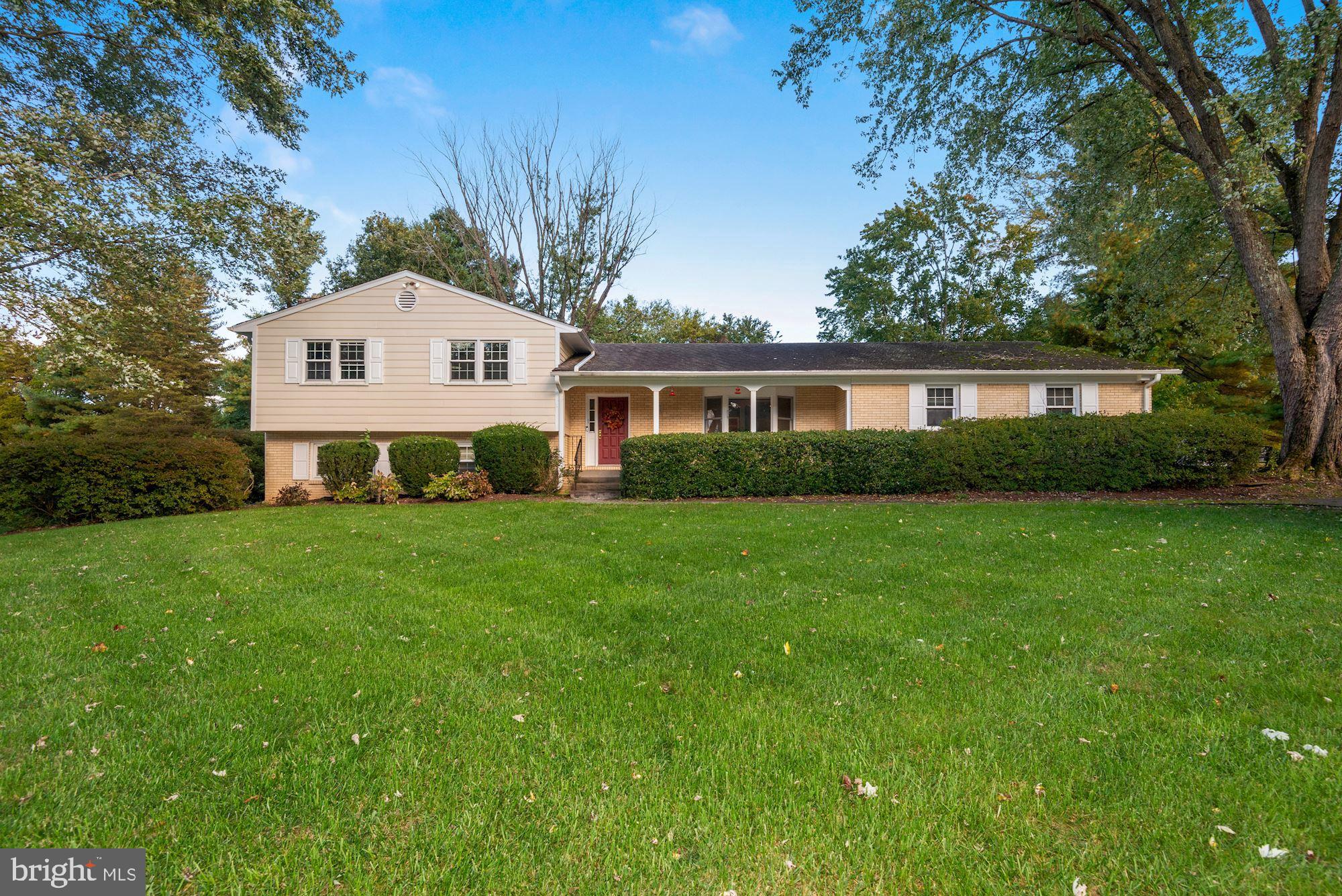 511 Walker Road Great Falls, VA 22066 - Photo 1 of 49 Gallery Image 1