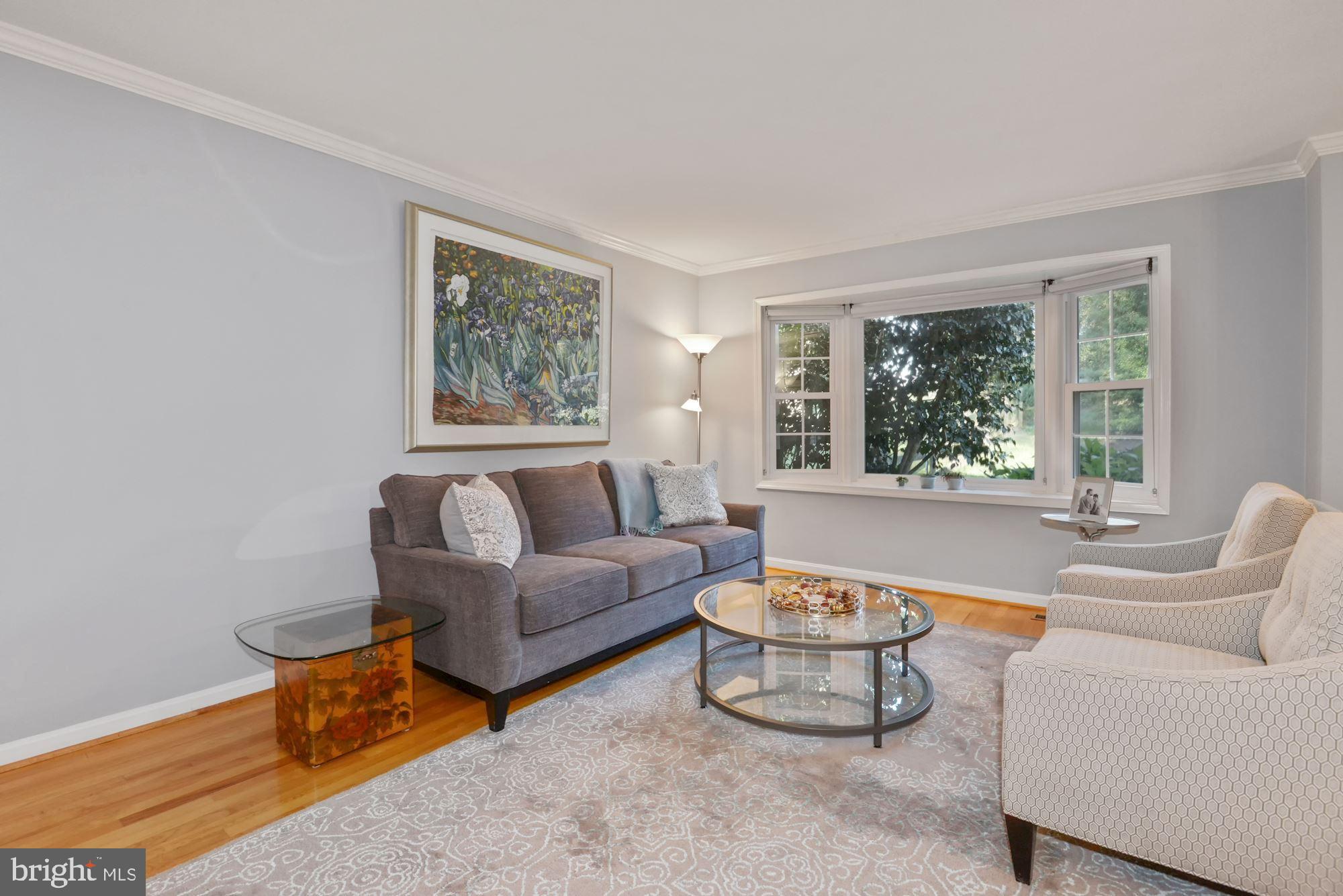511 Walker Road Great Falls, VA 22066 - Photo 26 of 49 Gallery Image 26