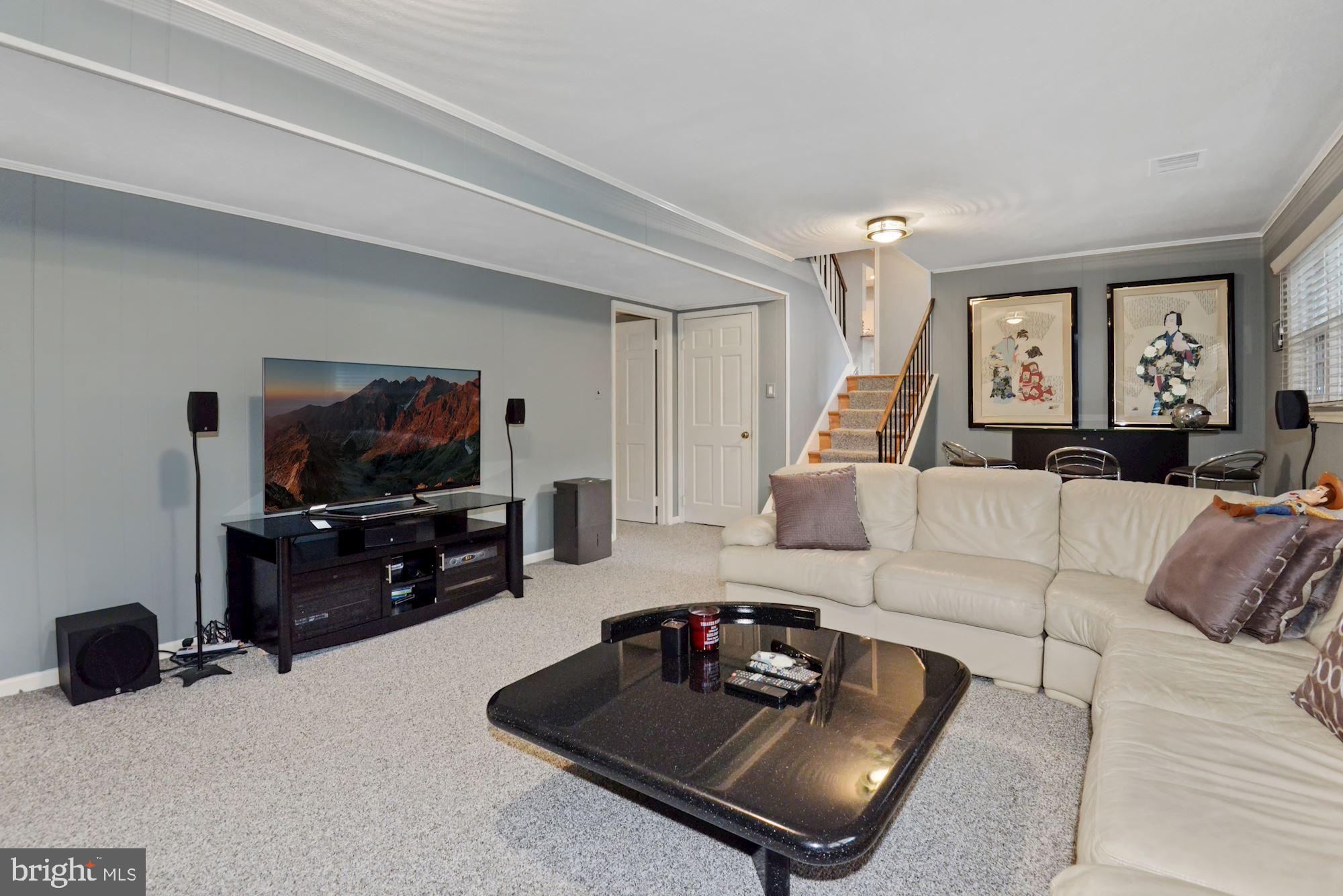 511 Walker Road Great Falls, VA 22066 - Photo 27 of 49 Gallery Image 27