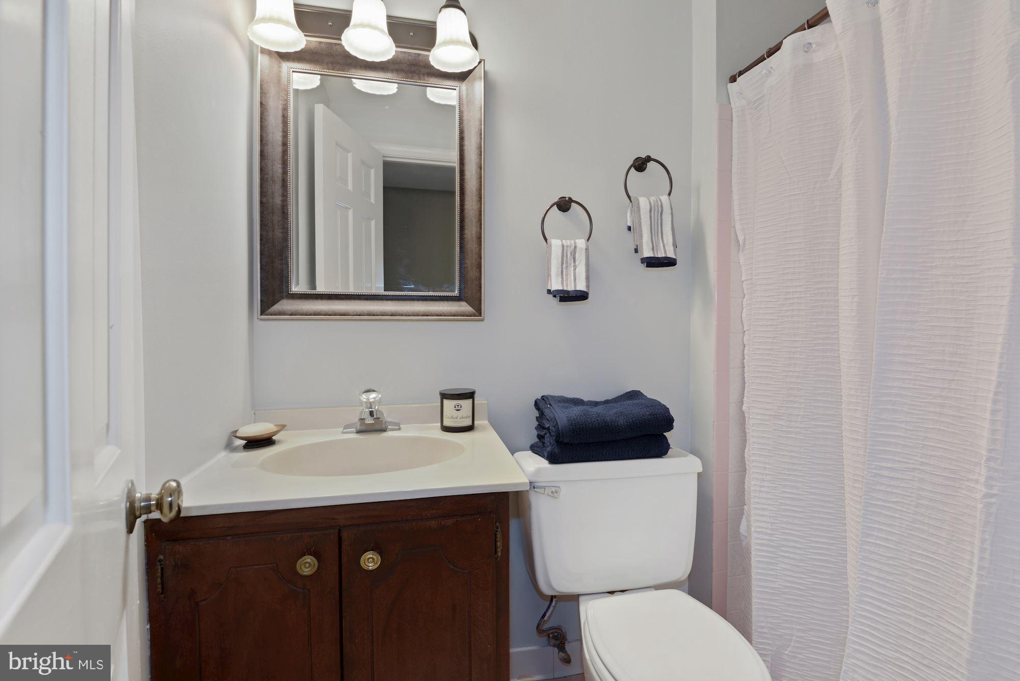 511 Walker Road Great Falls, VA 22066 - Photo 29 of 49 Gallery Image 29