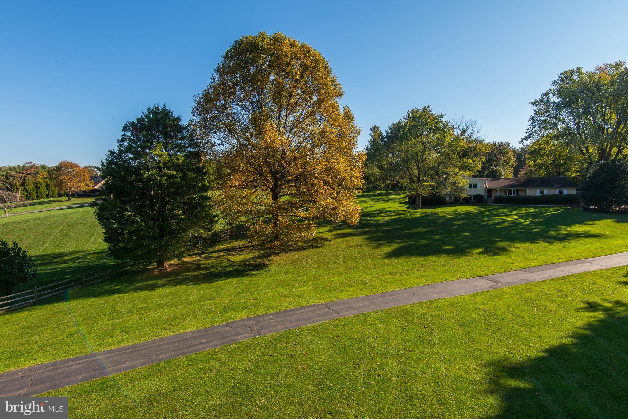 511 Walker Road Great Falls, VA 22066 - Photo 34 of 49 Gallery Image 34