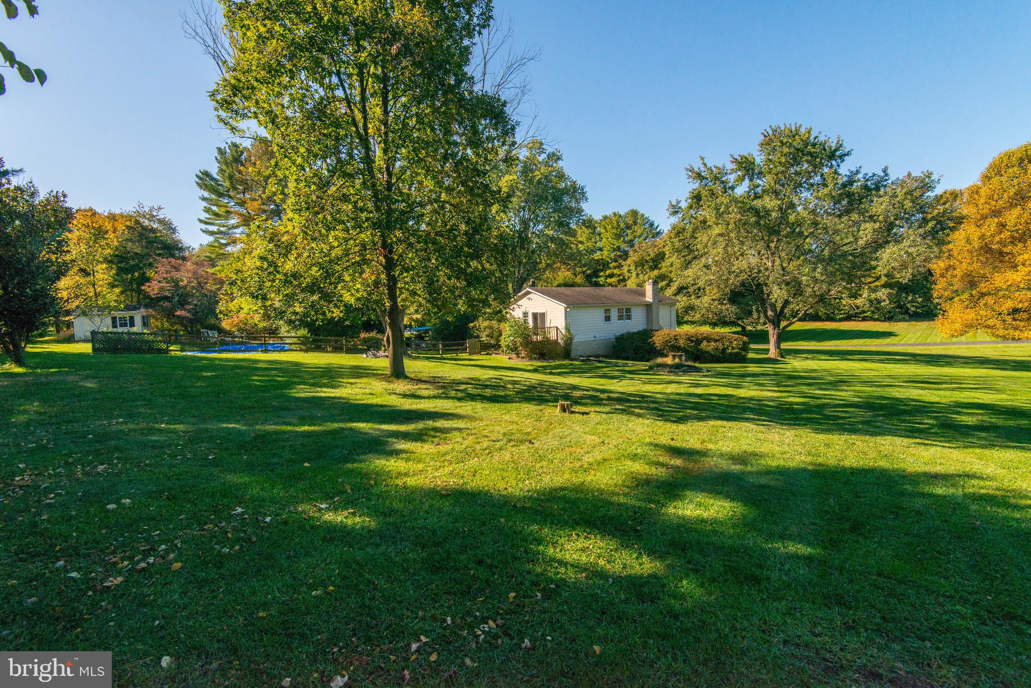 511 Walker Road Great Falls, VA 22066 - Photo 43 of 49 Gallery Image 43