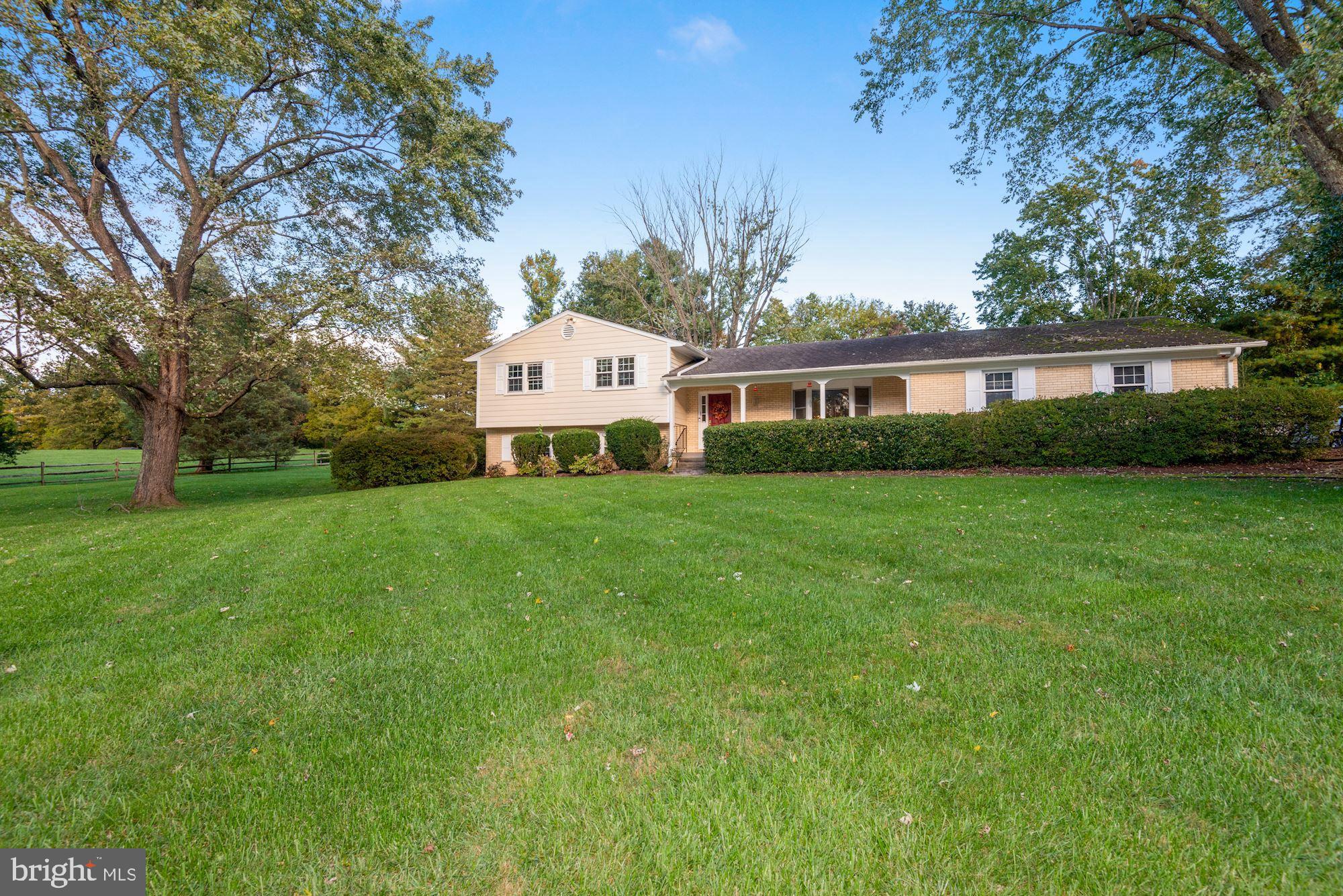 511 Walker Road Great Falls, VA 22066 - Photo 6 of 49 Gallery Image 6