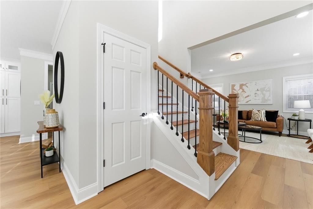 2990 Shallowford Road Atlanta, GA 30341 - Photo 17 of 34 a view of entryway with livingroom and furniture