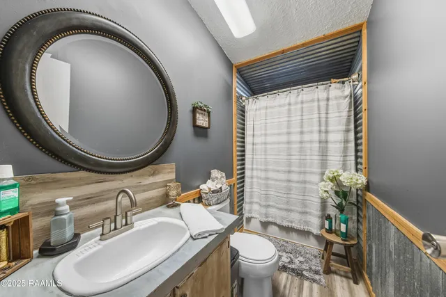 $250,000 | 330 Vatican Road, Carencro, LA 70520