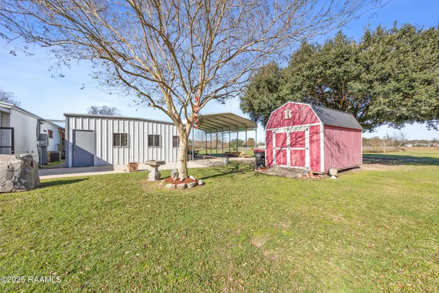 $250,000 | 330 Vatican Road, Carencro, LA 70520