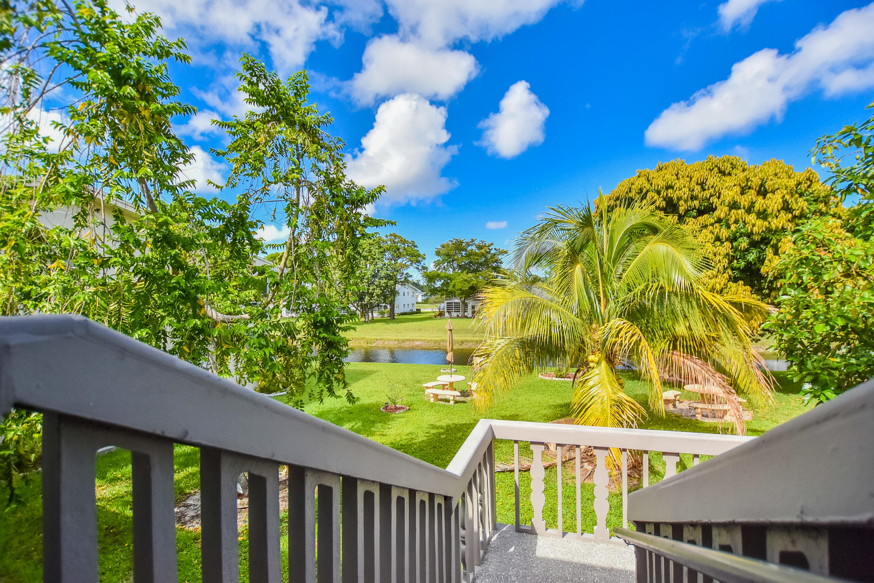 18 Markham A Deerfield Beach, FL 33442 - Photo 15 of 18 Front door view
