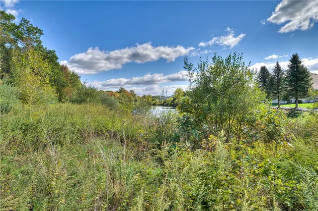 $400,000 | 1901 Village Green Circle, Coventry, RI 02816