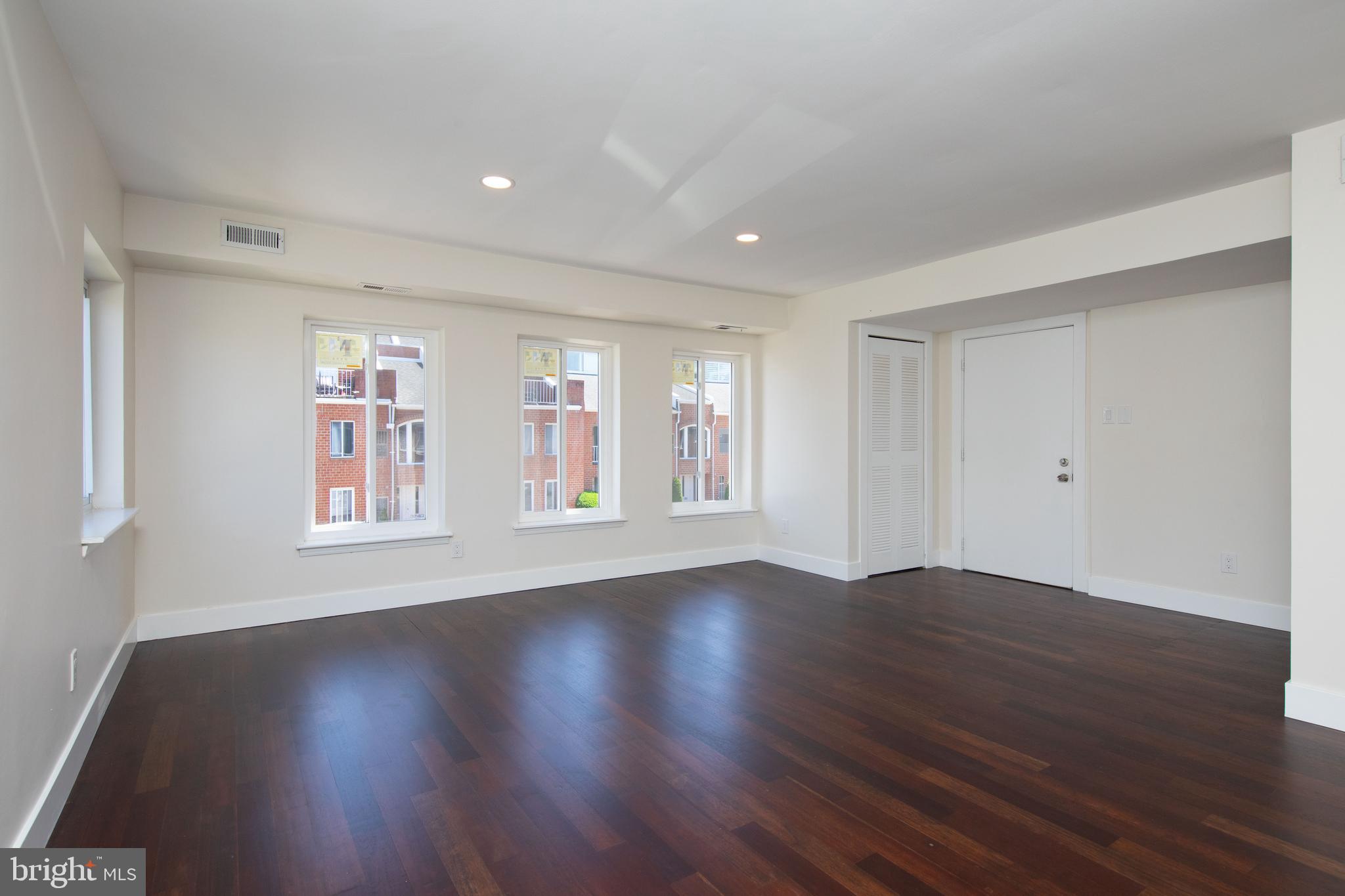 12021 Bustleton Avenue, Unit 28 Philadelphia, PA 19116 - Photo 2 of 21