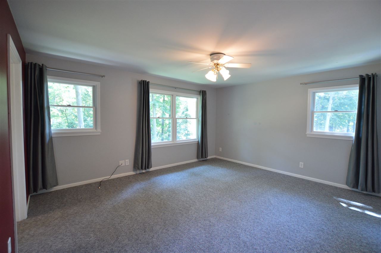 718 Bloomfield Road Traverse City, MI 49686 - Photo 61 of 82 1851260-60.JPG