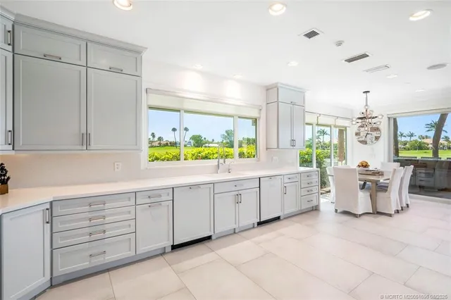 $5,500,000 | 2160 Golfview Lane, Stuart, FL 34996