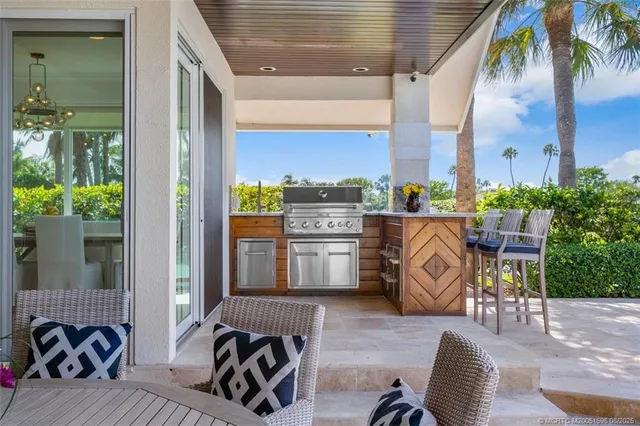 $5,500,000 | 2160 Golfview Lane, Stuart, FL 34996