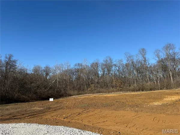 $92,500 | 335 Timberline Court, Eolia, MO 63344