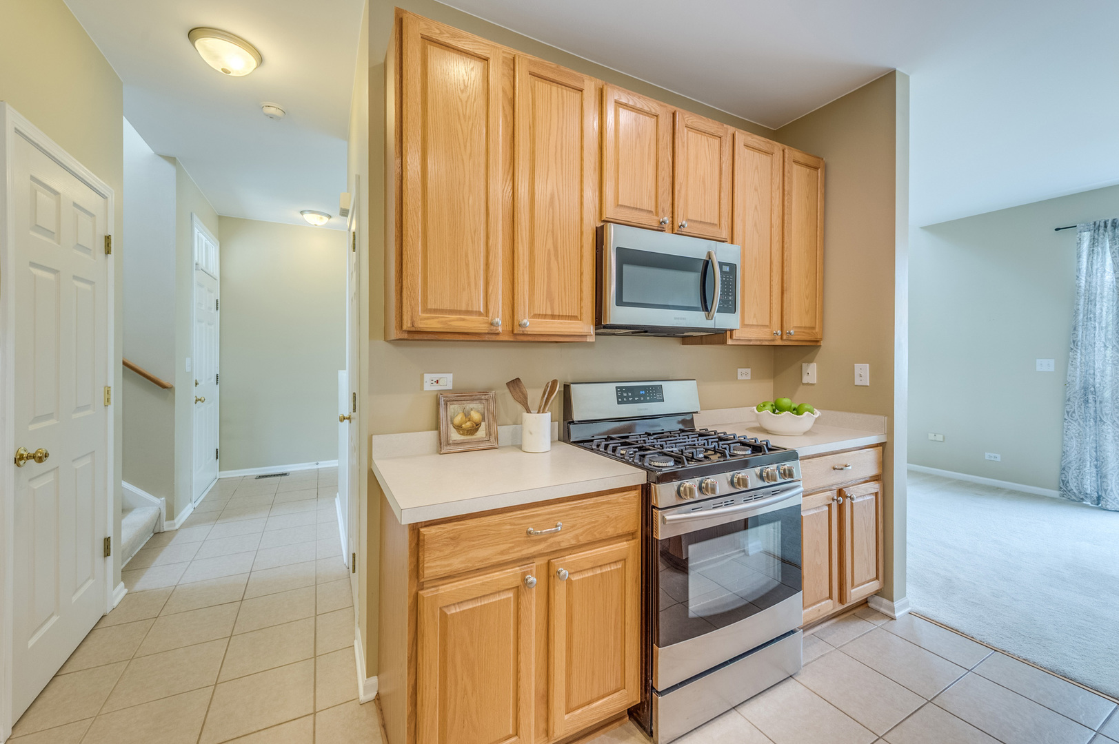321 Grand Ridge Road, Unit 321 St. Charles, IL 60175 - Photo 16 of 36 Gallery Image 16