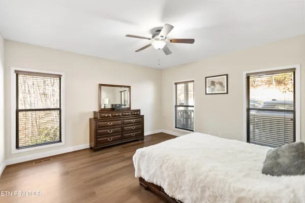 $455,000 | 1118 Indian Shadows Drive, Ten Mile, TN 37880