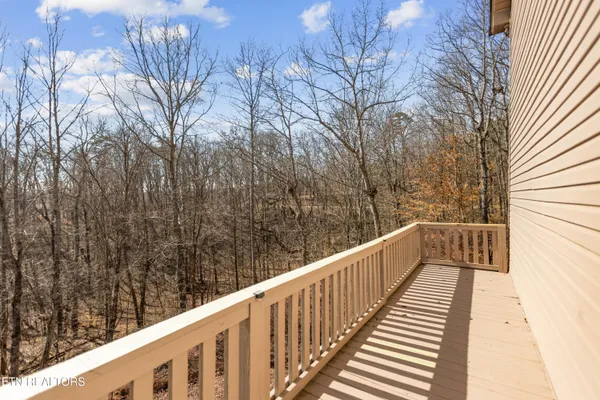 $455,000 | 1118 Indian Shadows Drive, Ten Mile, TN 37880