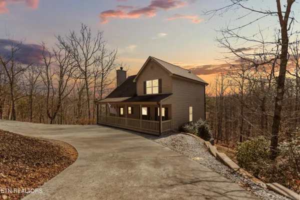 $455,000 | 1118 Indian Shadows Drive, Ten Mile, TN 37880