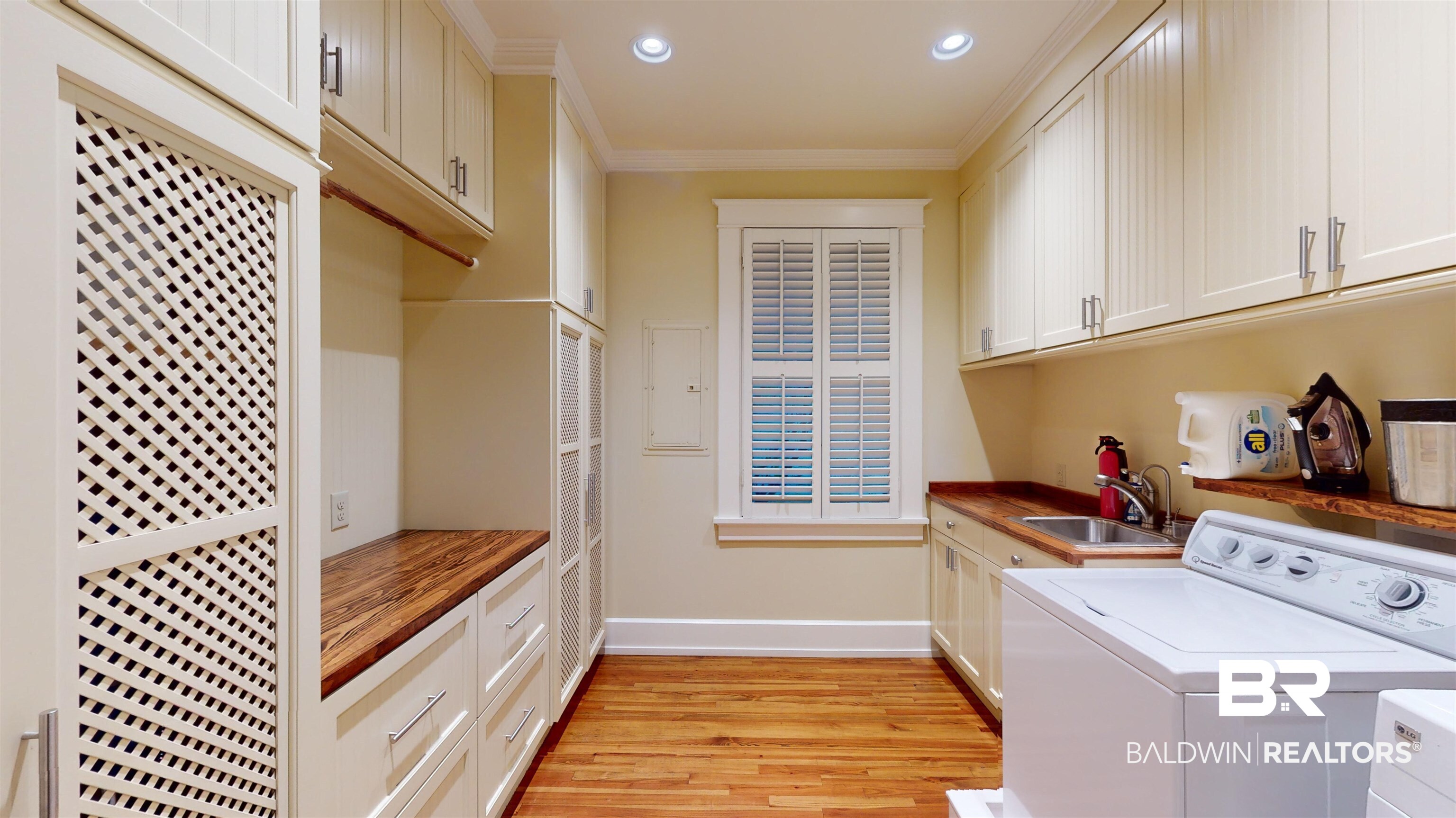 55 North Monterey Street Mobile, AL 36604 - Photo 37 of 45