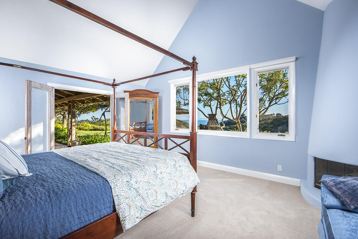 320 Asegra Road Summerland, CA 93067 - Photo 6 of 22 Master Bedroom