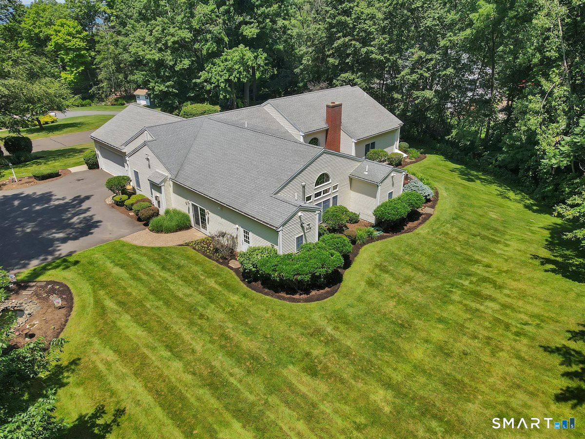 270 Copper Ridge Southington, CT 06489 - Photo 3 of 13