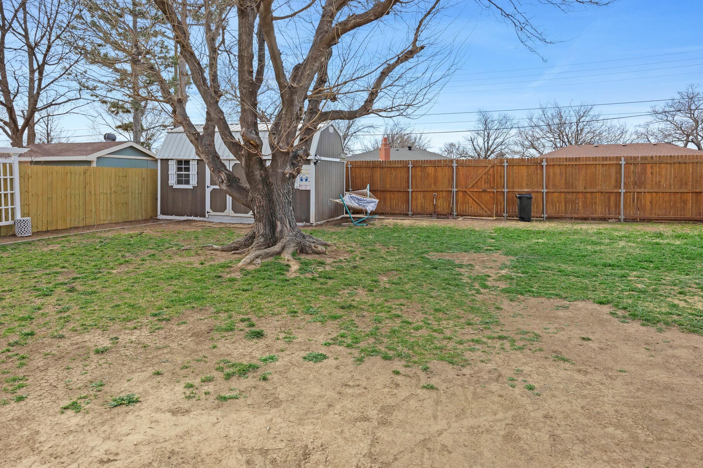 5211 Southwest 36th Avenue Amarillo, TX 79109 - Photo 21 of 22 a house view with backyard space