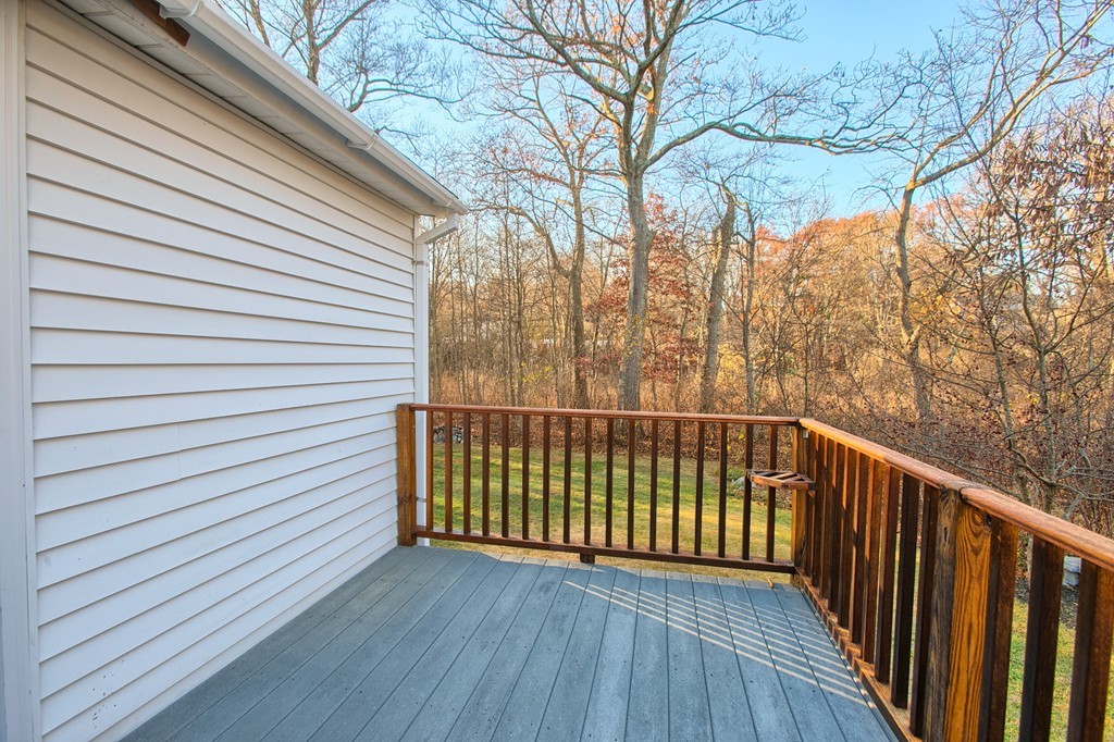 16 Loon Road Billerica, MA 01821 - Photo 20 of 24 a view of a wooden fence
