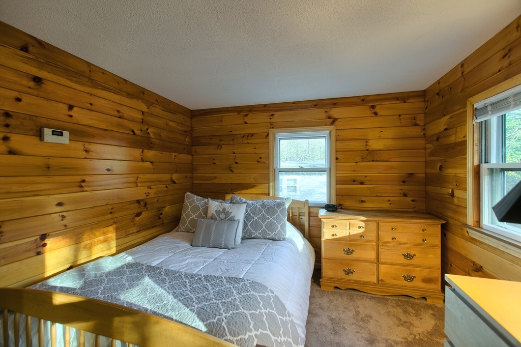 16 Loon Road Billerica, MA 01821 - Photo 8 of 24 a bedroom with a bed and a dresser