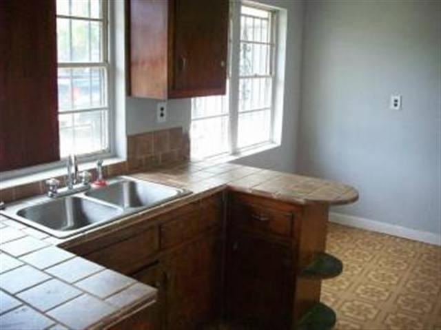 105 Mauldin Road Greenville, SC 29605 - Photo 2 of 5 Gallery Image 2