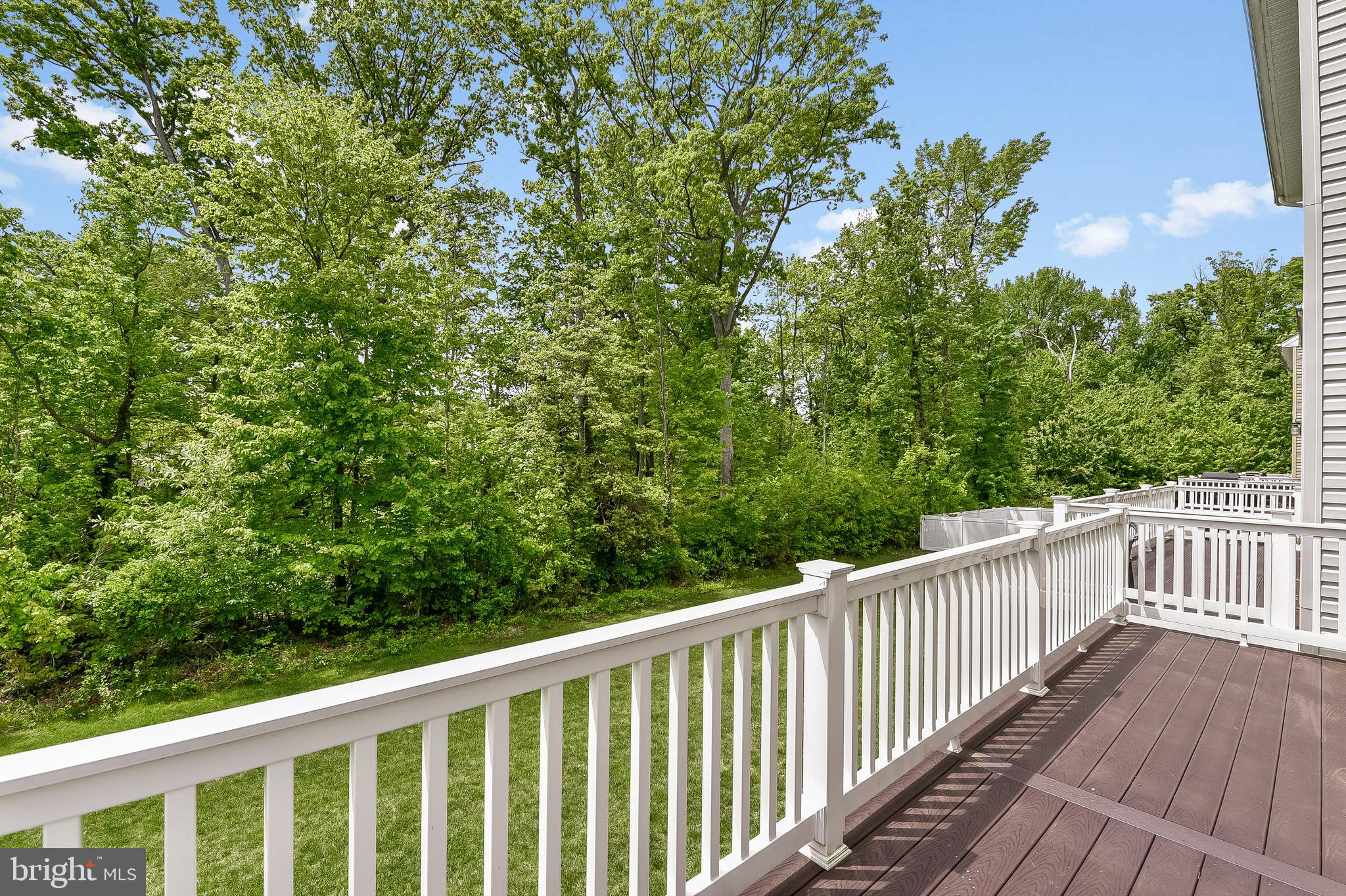564 Katherine Avenue Baltimore, MD 21221 - Photo 8 of 41 Composite deck