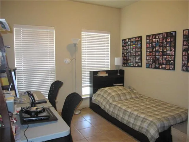 $1,950 | 26423 Longview Creek Drive, Katy, TX 77494