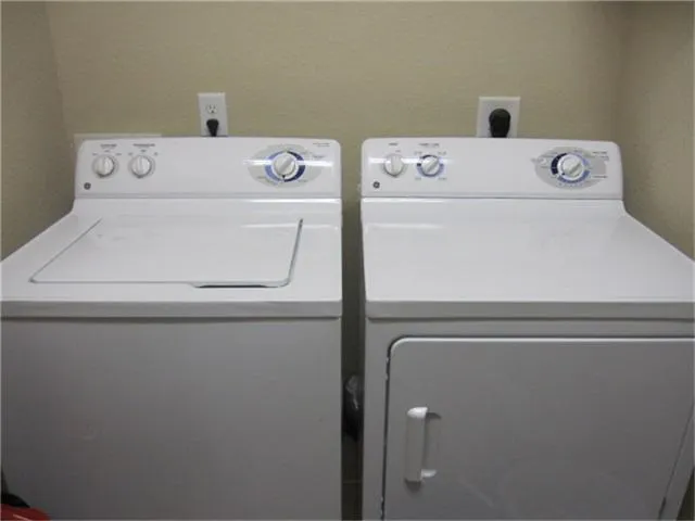 $1,950 | 26423 Longview Creek Drive, Katy, TX 77494