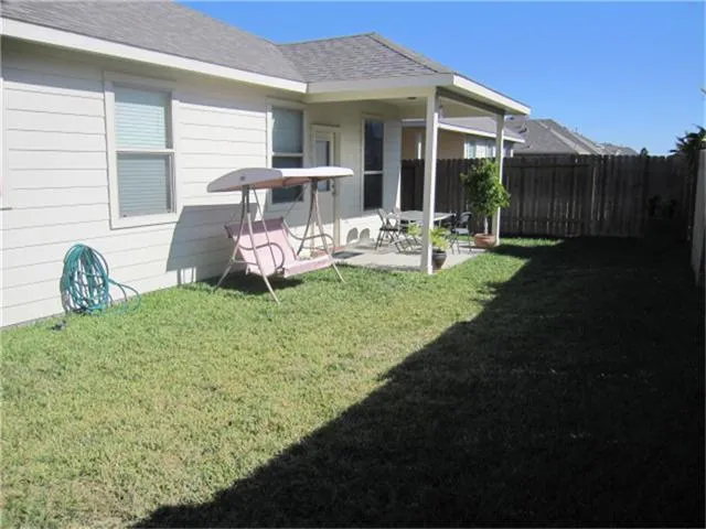 $1,950 | 26423 Longview Creek Drive, Katy, TX 77494