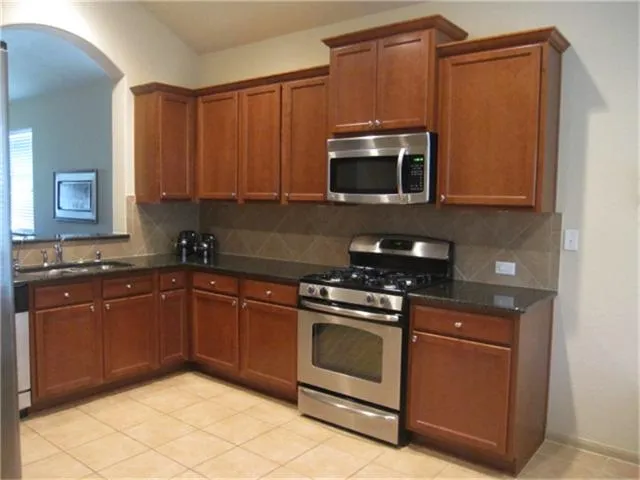 $1,950 | 26423 Longview Creek Drive, Katy, TX 77494