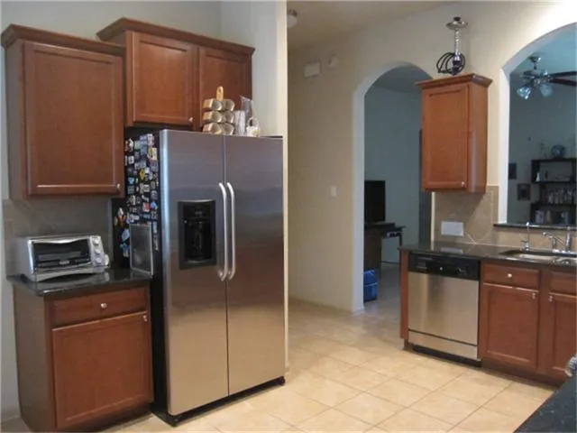 $1,950 | 26423 Longview Creek Drive, Katy, TX 77494