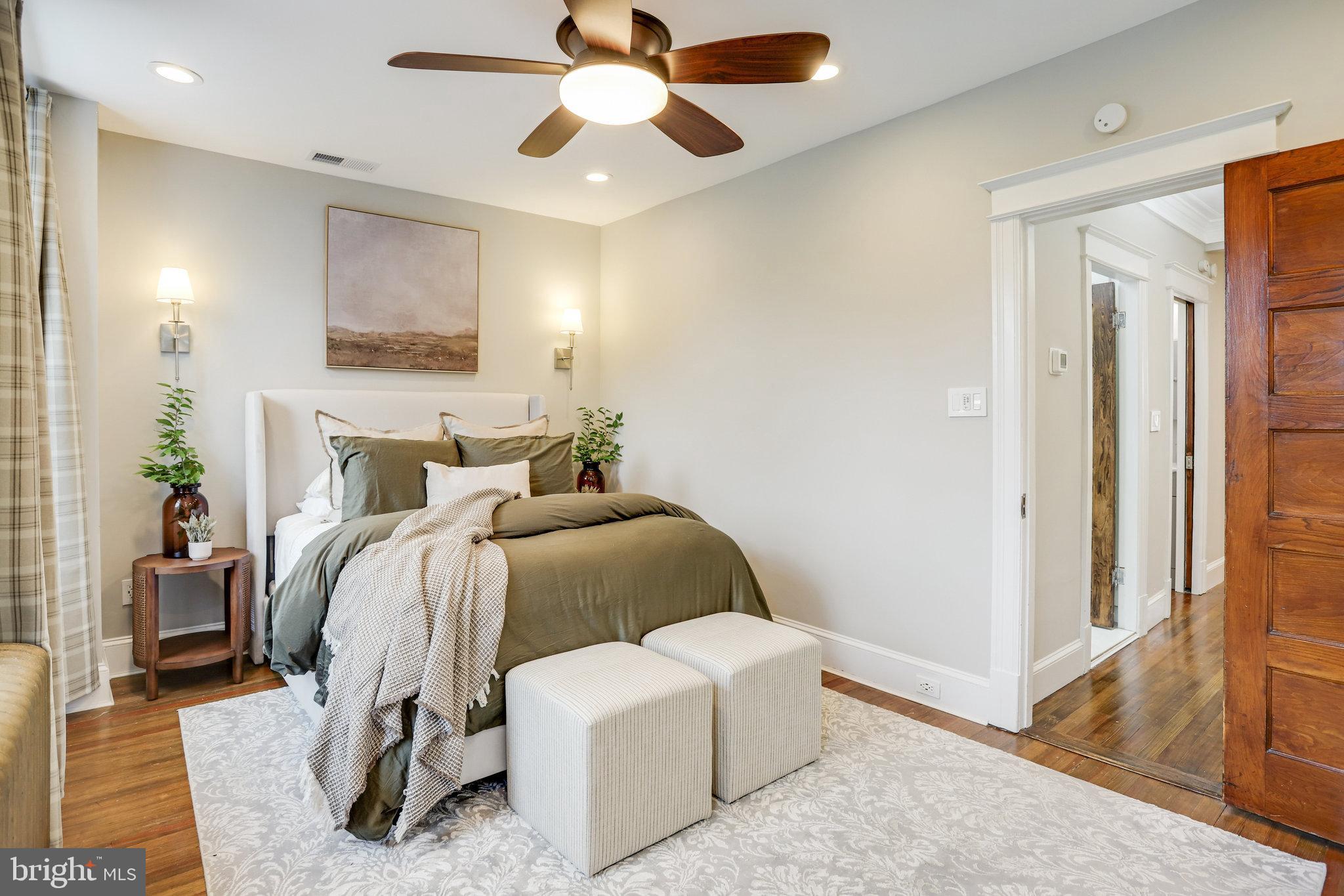 1507 A Street Northeast Washington, DC 20002 - Photo 21 of 57 2 upstairs BAs. The one w/jetted tub abuts this BR