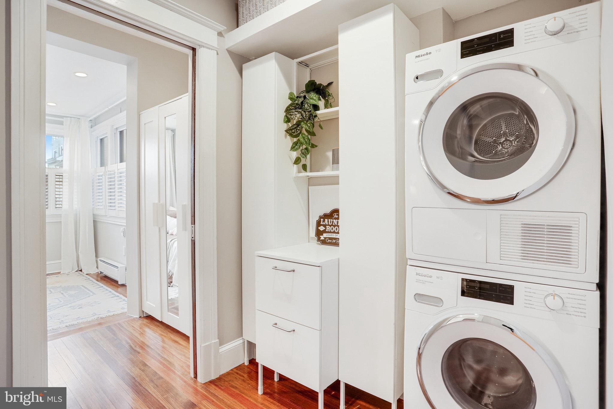 1507 A Street Northeast Washington, DC 20002 - Photo 31 of 57 Pocket doors between BR3 dressing area and laundry