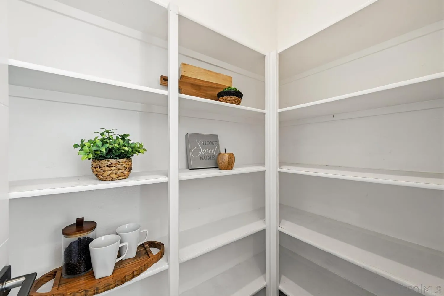 748 Shoreline Road Chula Vista, CA 91910 - Photo 19 of 38