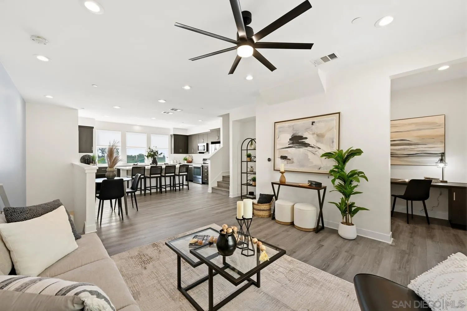 748 Shoreline Road Chula Vista, CA 91910 - Photo 5 of 38