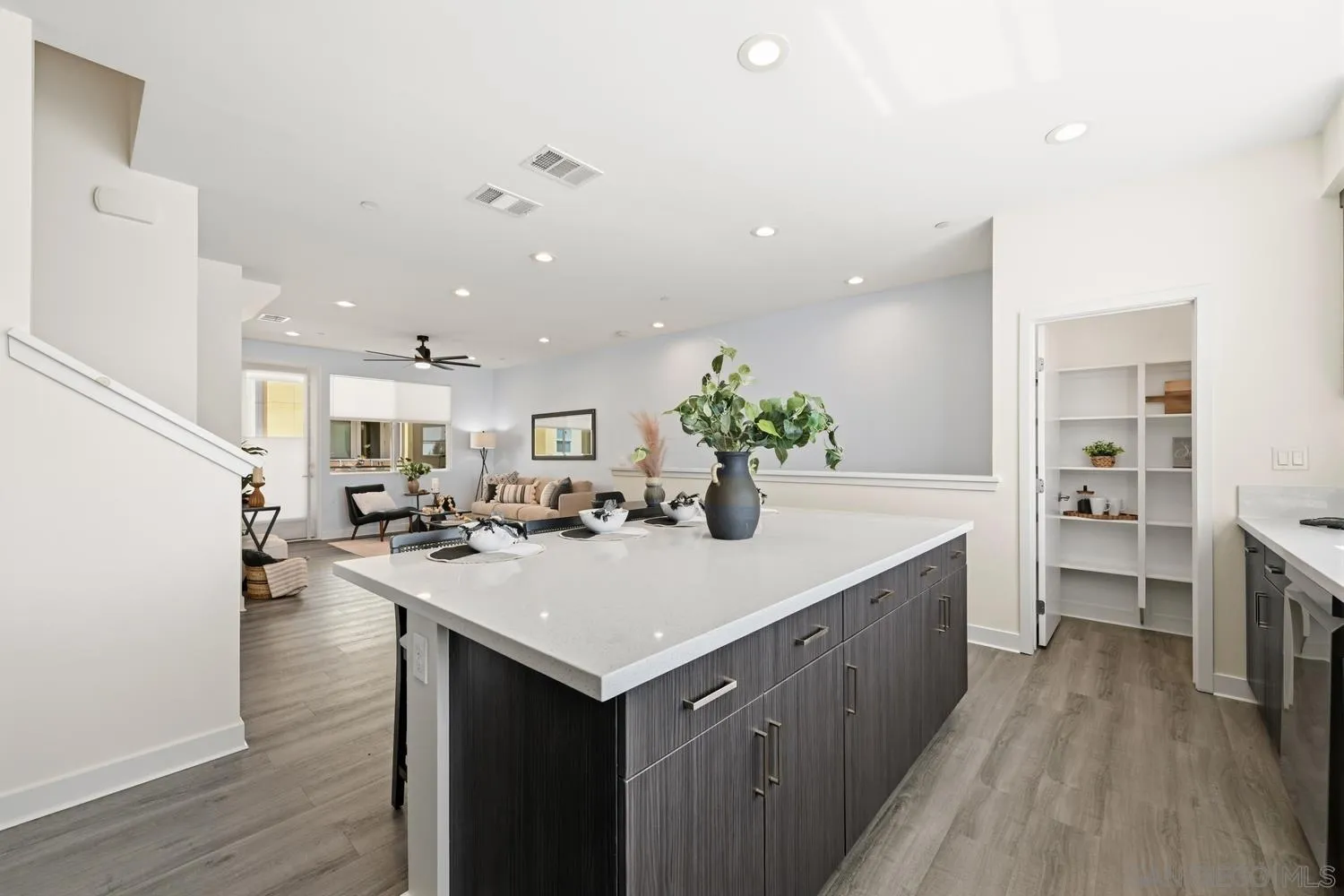 748 Shoreline Road Chula Vista, CA 91910 - Photo 8 of 38