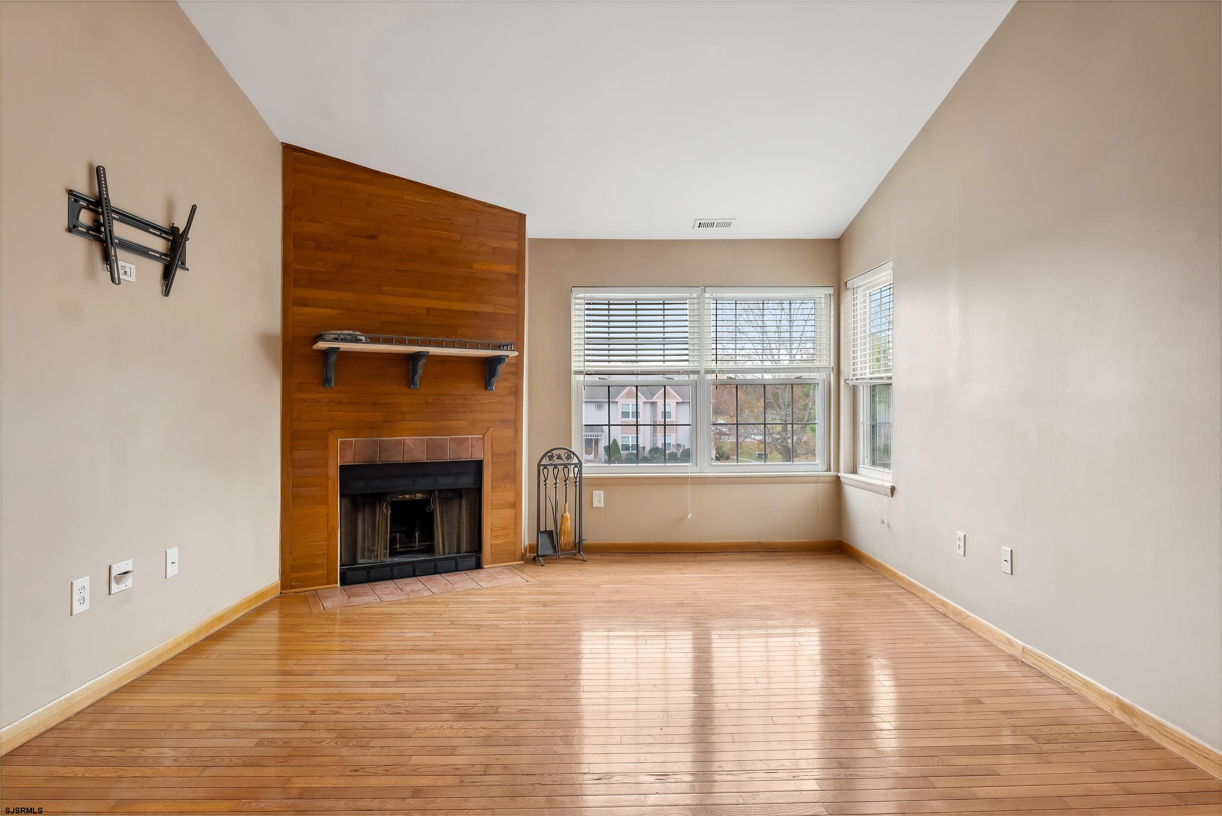 16 Meadow Ridge Road, Unit 38 Smithville, NJ 08205 - Photo 2 of 19 Gallery Image 2