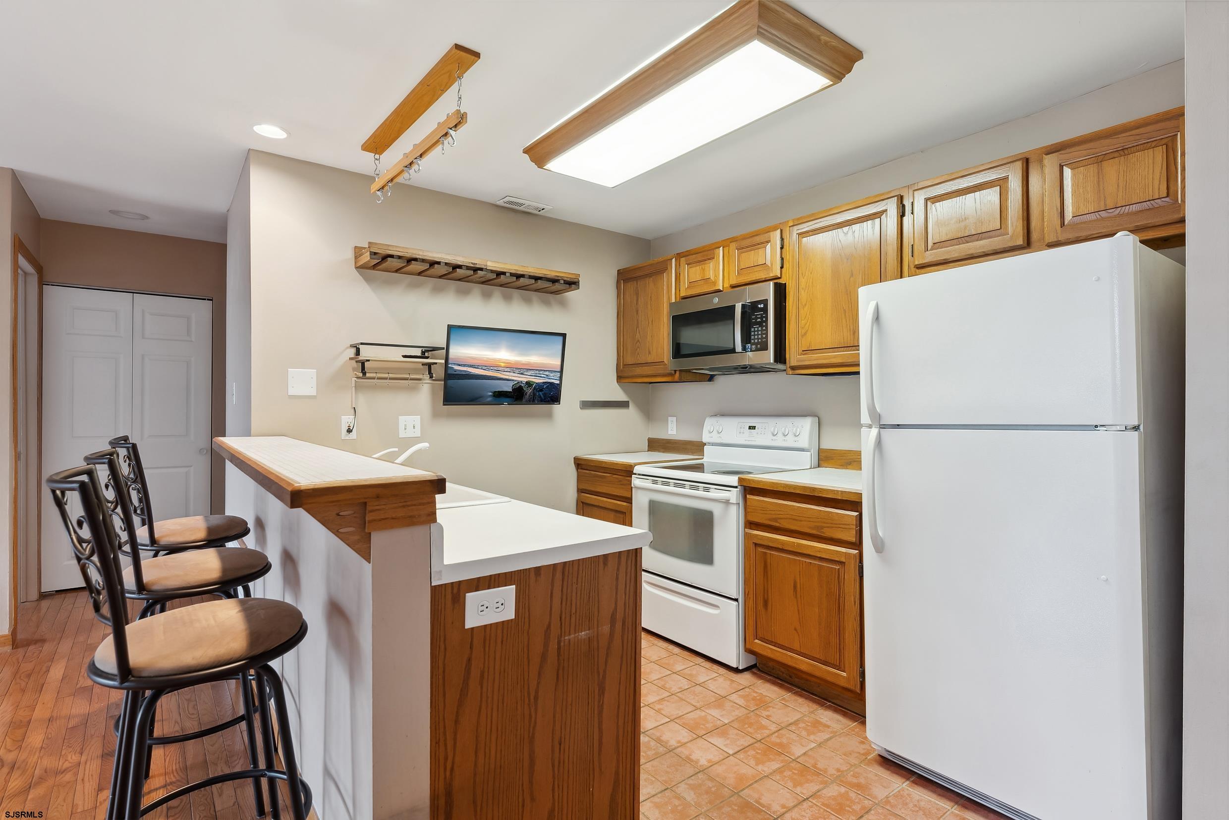 16 Meadow Ridge Road, Unit 38 Smithville, NJ 08205 - Photo 9 of 19 Gallery Image 9
